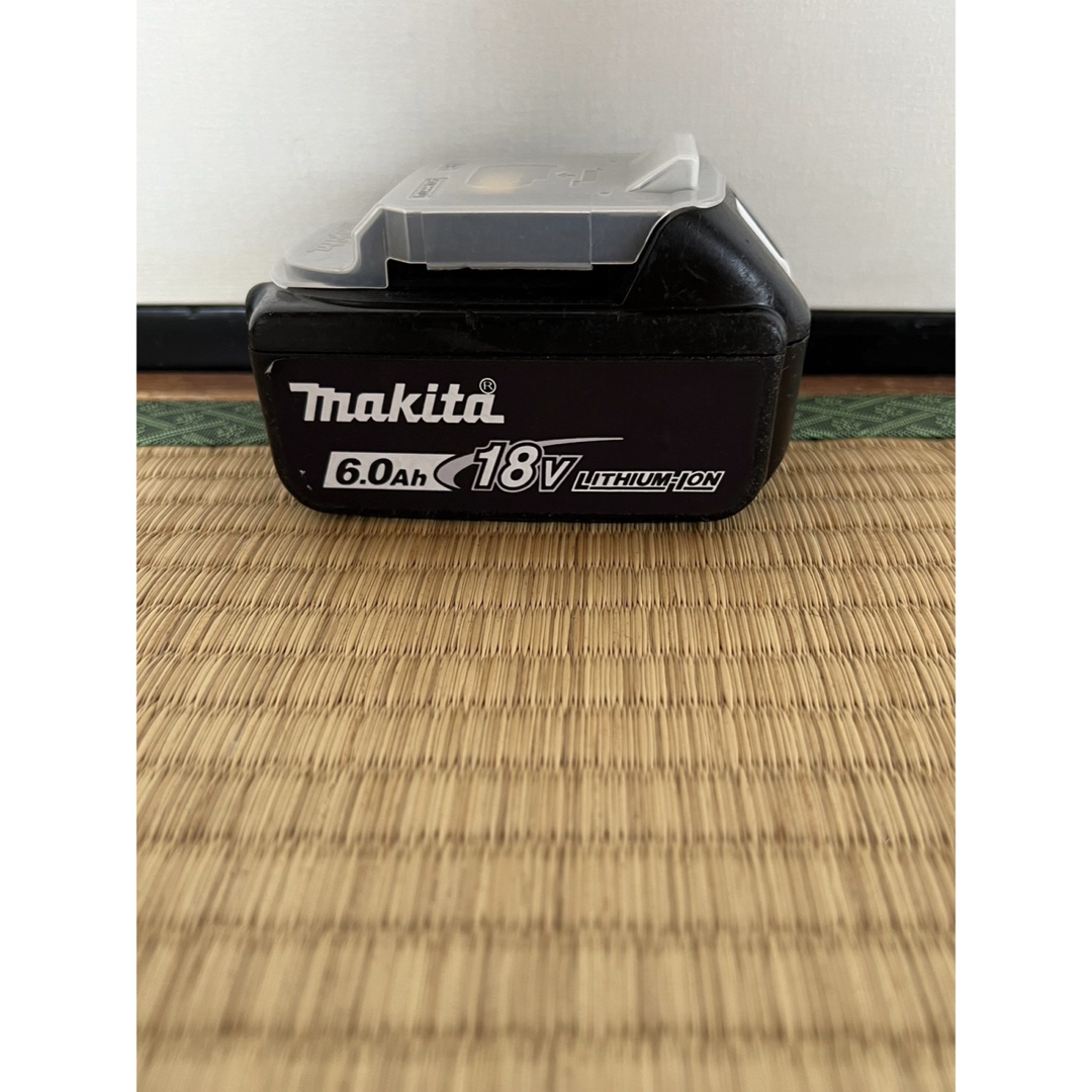 Makita(マキタ)の純正　マキタ バッテリー 18v 6.0Ah【BL1860B】残量表示付　 自動車/バイクのバイク(工具)の商品写真