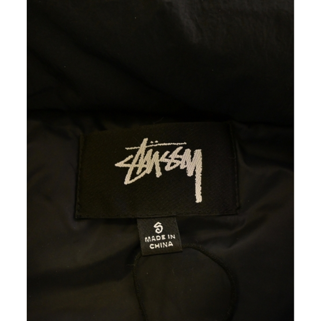 STUSSY(ステューシー)のSTUSSY ステューシー ダウンジャケット/ダウンベスト S 黒 【古着】【中古】 メンズのジャケット/アウター(ダウンジャケット)の商品写真