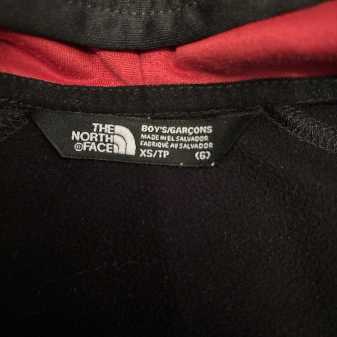 THE NORTH FACE(ザノースフェイス)のノースフェイス　子供用パーカー キッズ/ベビー/マタニティのキッズ服男の子用(90cm~)(ジャケット/上着)の商品写真