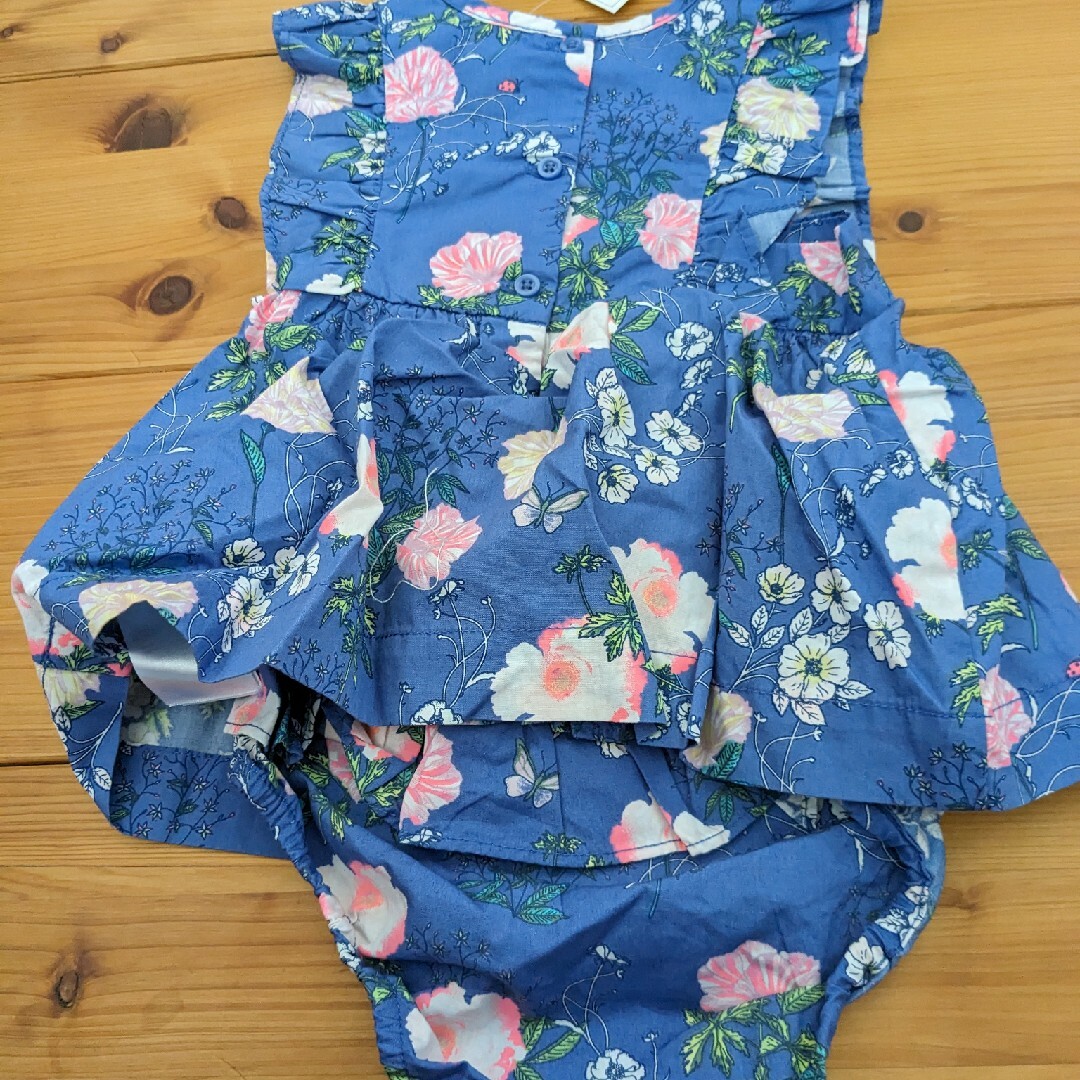 babyGAP(ベビーギャップ)の新品　babygap セットアップ80 キッズ/ベビー/マタニティのベビー服(~85cm)(その他)の商品写真