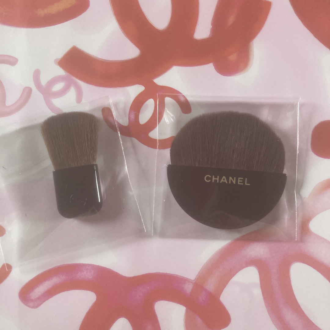 CHANEL(シャネル)のCHANEL シャネル フェイスブラシ・チークブラシ ノベルティ コスメ/美容のメイク道具/ケアグッズ(チーク/フェイスブラシ)の商品写真