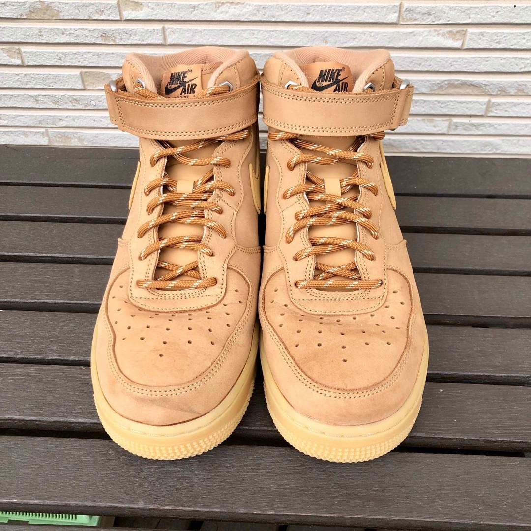 NIKE(ナイキ)の人気 NIKE AIR FORCE 1 MID 07 WB ナイキ エアフォース メンズの靴/シューズ(スニーカー)の商品写真