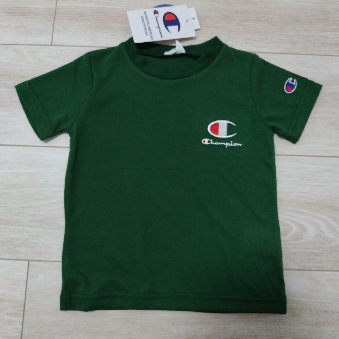 Champion(チャンピオン)の新品☆90㎝ Champion 吸水速乾Tシャツ キッズ/ベビー/マタニティのキッズ服男の子用(90cm~)(Tシャツ/カットソー)の商品写真