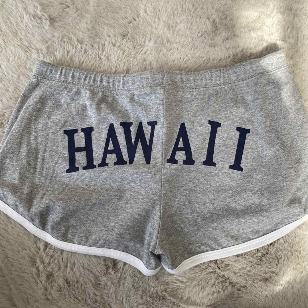 Hawaii ショートパンツ ビーチパンツ グレー レディースのパンツ(ショートパンツ)の商品写真