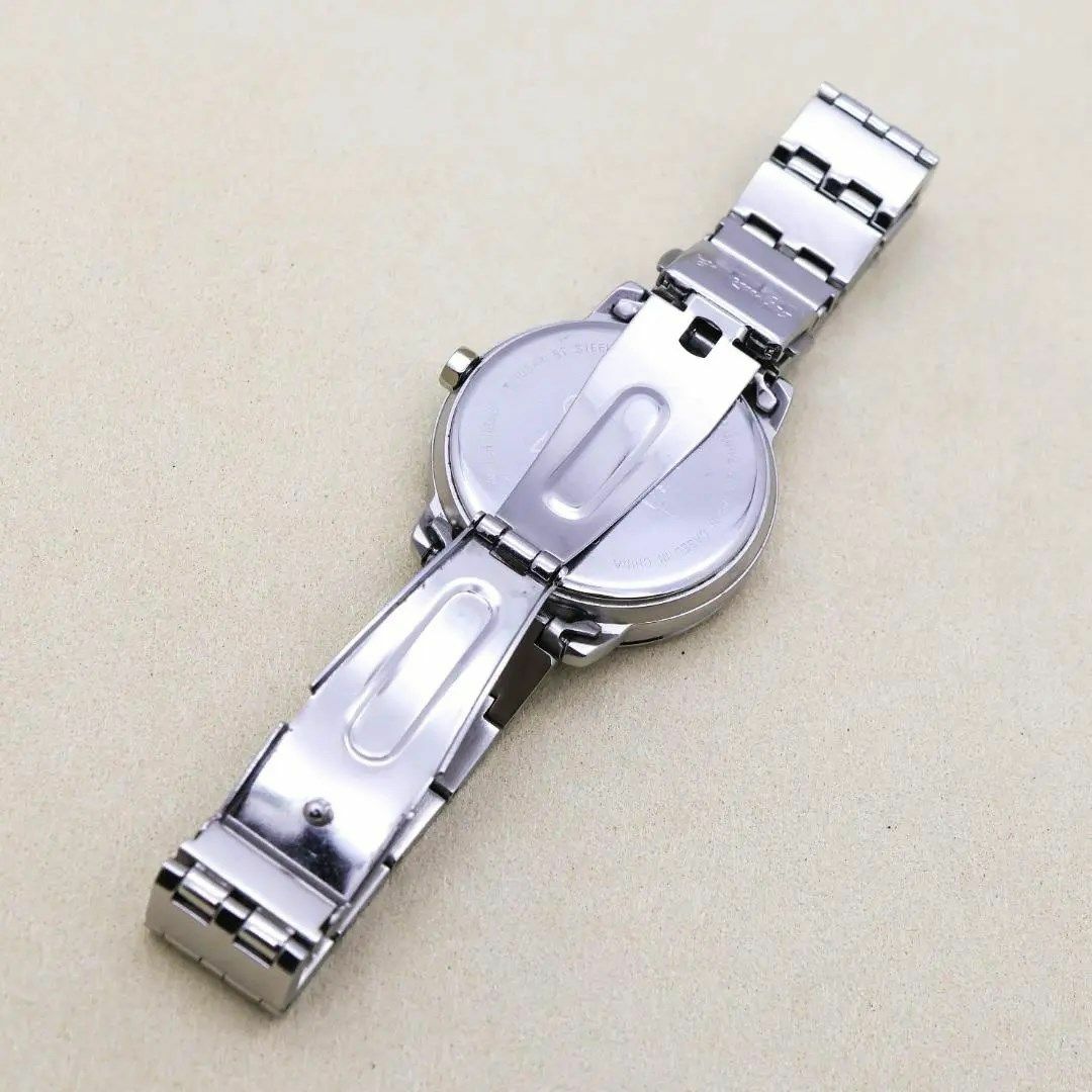 agnes b.(アニエスベー)の◆稼働 agnes b. 腕時計 アイボリー デイデイト ボーイズ 24H表示a メンズの時計(腕時計(アナログ))の商品写真