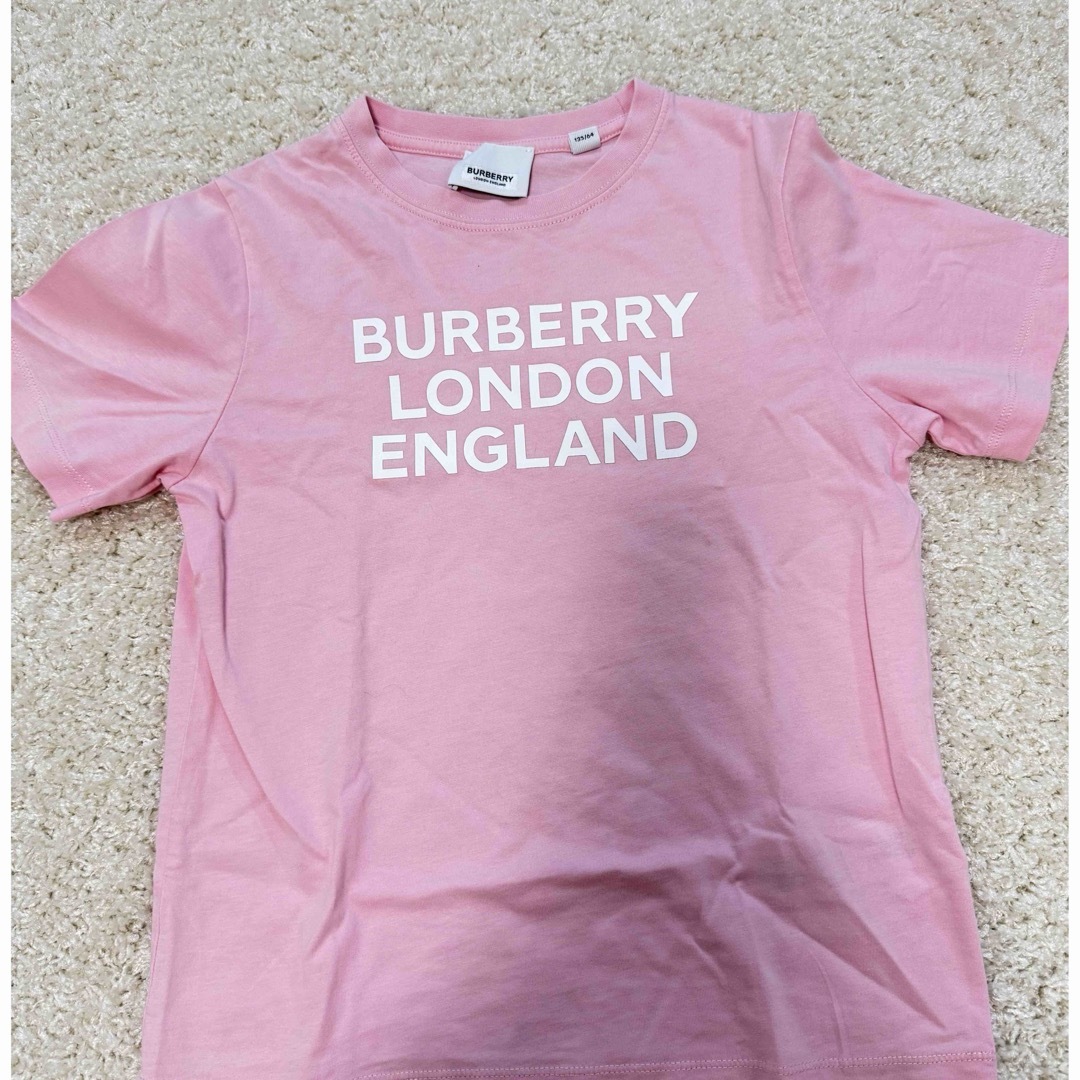 BURBERRY(バーバリー)のキッズBurberryTシャツ キッズ/ベビー/マタニティのキッズ服男の子用(90cm~)(Tシャツ/カットソー)の商品写真