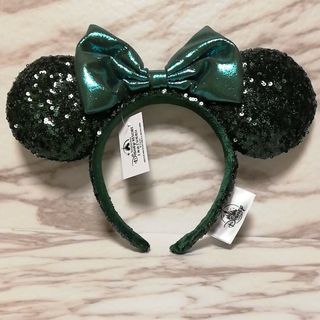 ディズニー(Disney)のtj ディズニー　カチューシャ　スパンコール　グリーン　ピーターパン　ティアナ(カチューシャ)