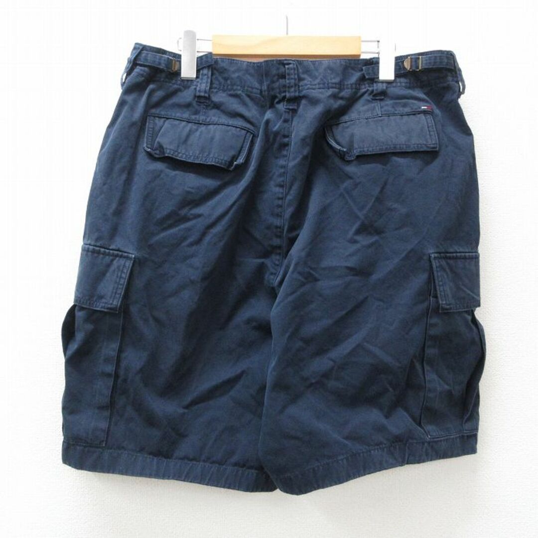 TOMMY HILFIGER(トミーヒルフィガー)のW37★古着 トミーヒルフィガー TOMMY HILFIGER ショート ブランド カーゴ パンツ ショーツ メンズ ワンポイントロゴ コットン 紺 ネイビー 24apr15 中古 ボトムス 短パン ショーパン メンズのパンツ(ワークパンツ/カーゴパンツ)の商品写真