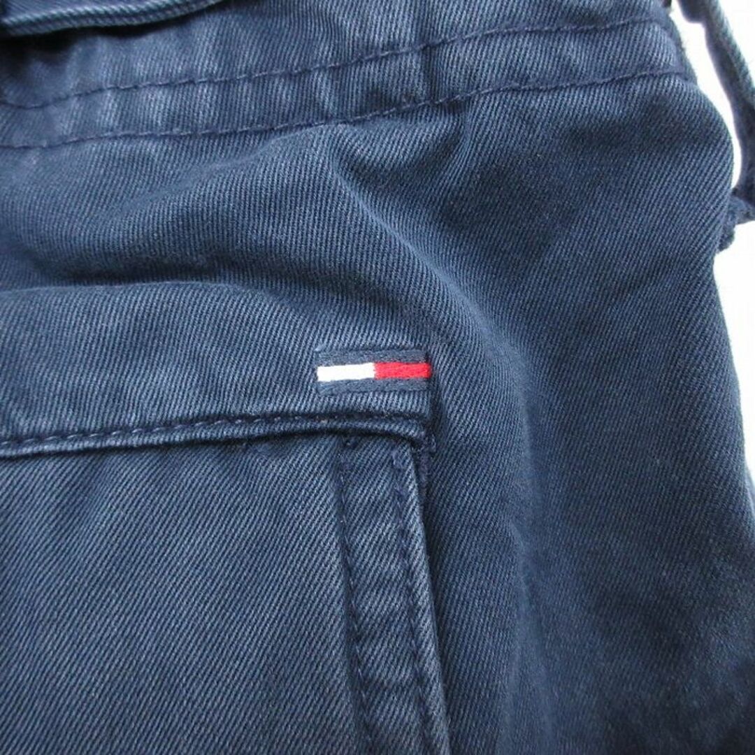 TOMMY HILFIGER(トミーヒルフィガー)のW37★古着 トミーヒルフィガー TOMMY HILFIGER ショート ブランド カーゴ パンツ ショーツ メンズ ワンポイントロゴ コットン 紺 ネイビー 24apr15 中古 ボトムス 短パン ショーパン メンズのパンツ(ワークパンツ/カーゴパンツ)の商品写真