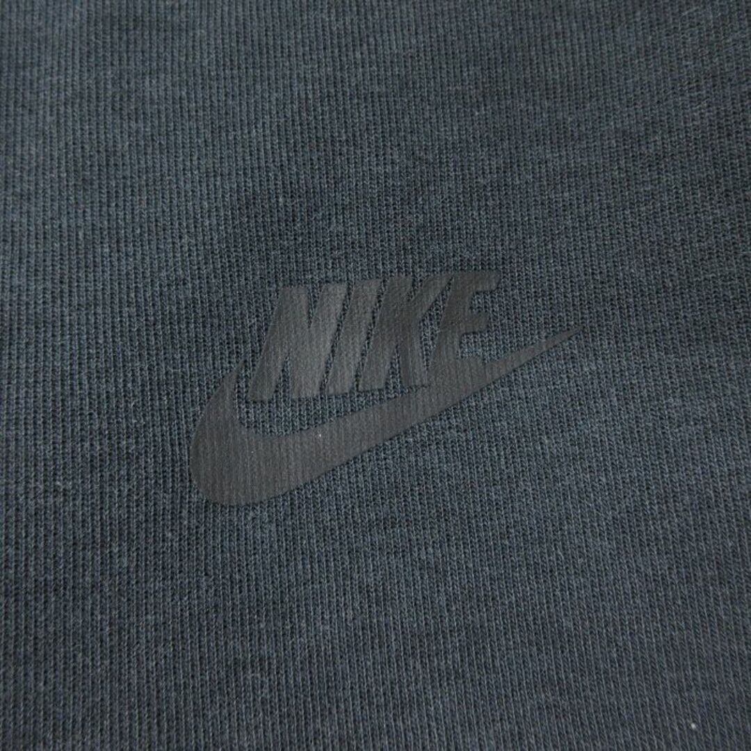 NIKE(ナイキ)のW38★古着 ナイキ NIKE ショート スウェット パンツ ショーツ メンズ ワンポイントロゴ 黒 ブラック 24apr15 中古 ボトムス 短パン ショーパン メンズのパンツ(ワークパンツ/カーゴパンツ)の商品写真