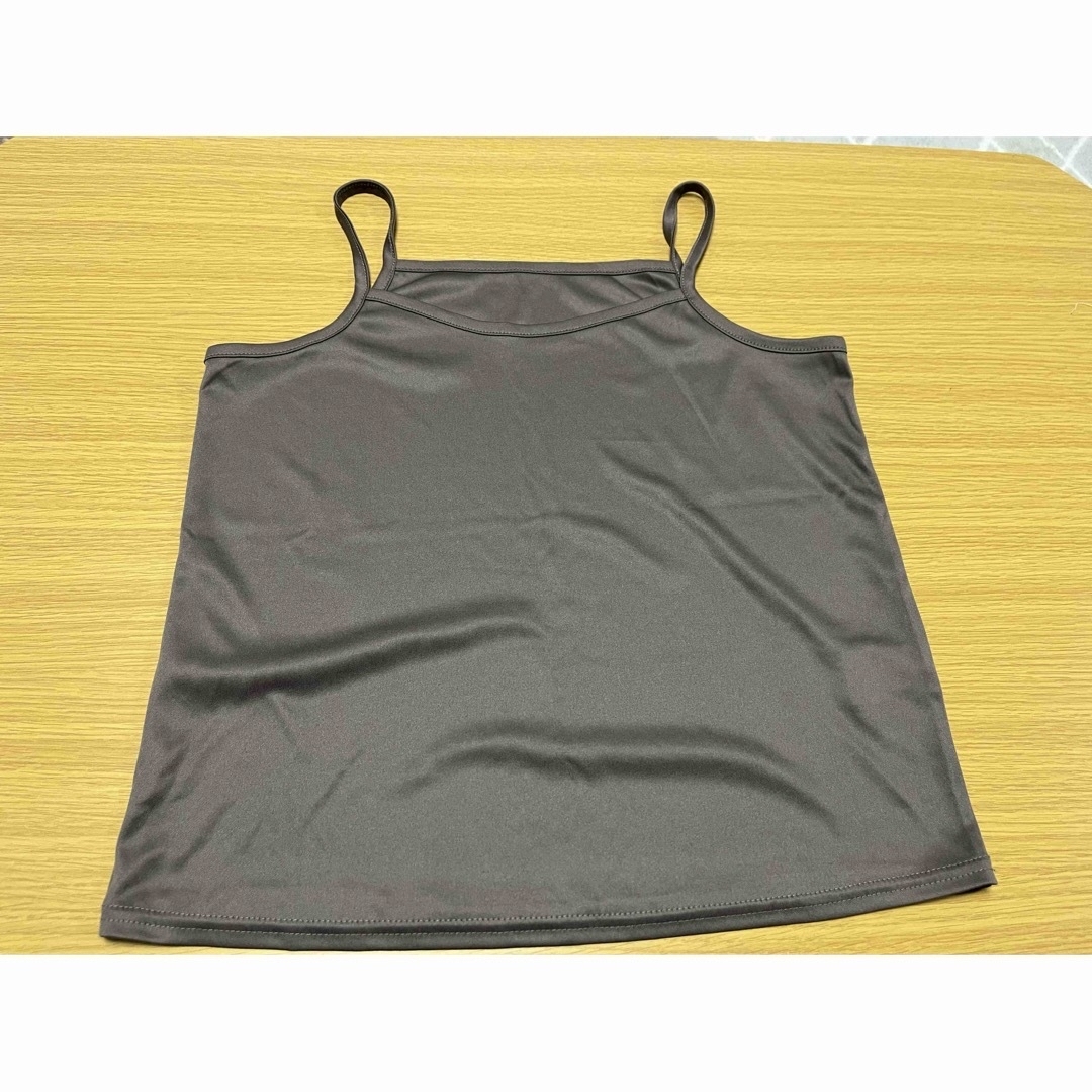 GRL(グレイル)のグレイル　キャミソール付き波プリーツプルオーバー レディースのトップス(カットソー(半袖/袖なし))の商品写真