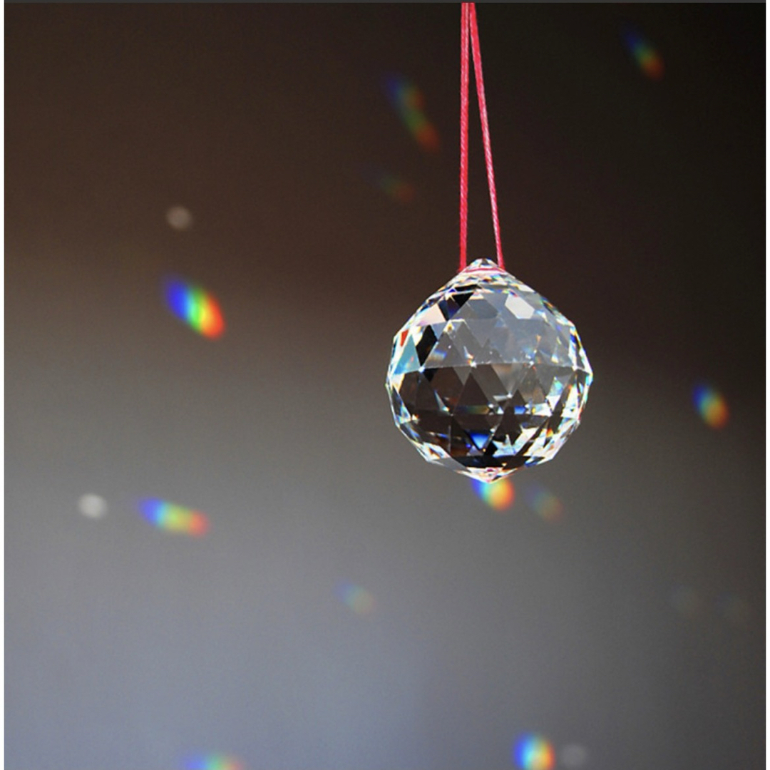 【B級品】サンキャッチャー クリスタルボール 水晶クリア 透明20mm×15個 ハンドメイドの素材/材料(各種パーツ)の商品写真