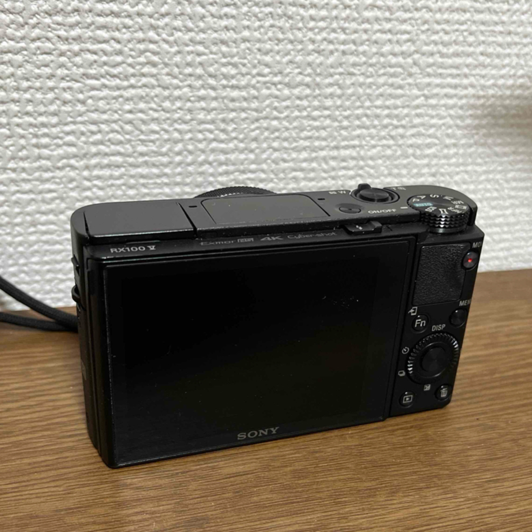 SONY(ソニー)のSony RX100Ⅴ スマホ/家電/カメラのカメラ(コンパクトデジタルカメラ)の商品写真