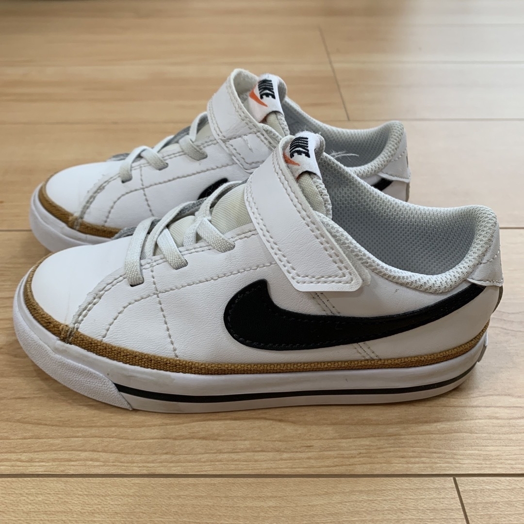 NIKE(ナイキ)のNIKE シューズ  16cm キッズ/ベビー/マタニティのキッズ靴/シューズ(15cm~)(スニーカー)の商品写真