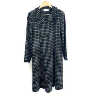 pierre cardin - pierre cardin(ピエールカルダン) コート サイズ9 M レディース美品  - 黒×白 長袖/チェック柄/肩パッド/秋/春