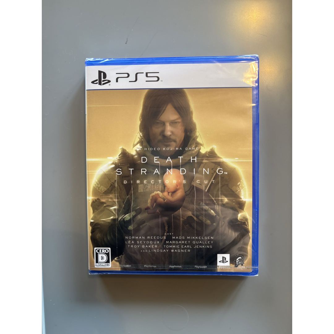 PlayStation(プレイステーション)のDEATH STRANDING DIRECTOR'S CUT エンタメ/ホビーのゲームソフト/ゲーム機本体(家庭用ゲームソフト)の商品写真