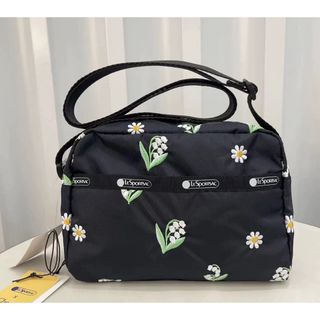 LeSportsac - レスポートサック　花柄　ショルダーバッグ　2434