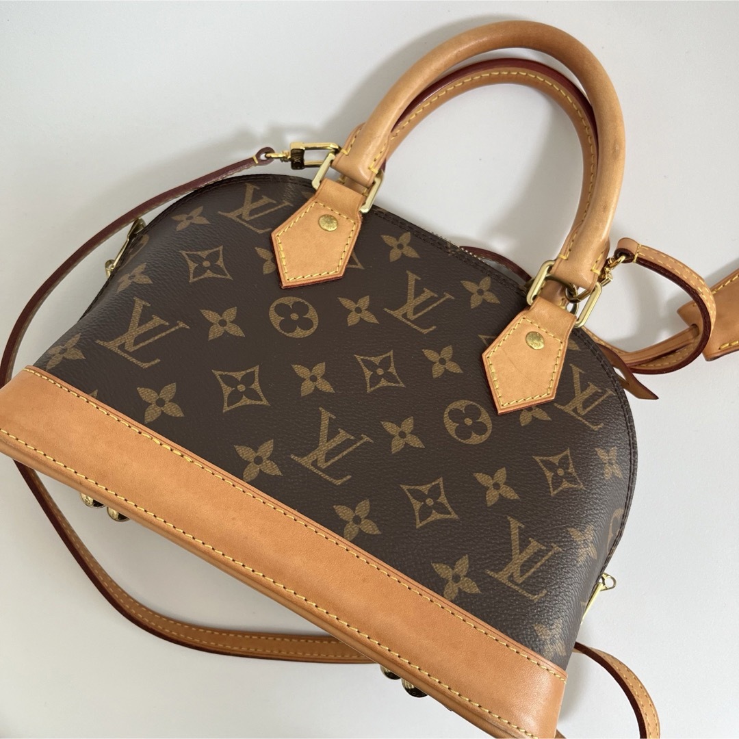 LOUIS VUITTON(ルイヴィトン)のLOUIS  VUITTON アルマBB レディースのバッグ(ハンドバッグ)の商品写真