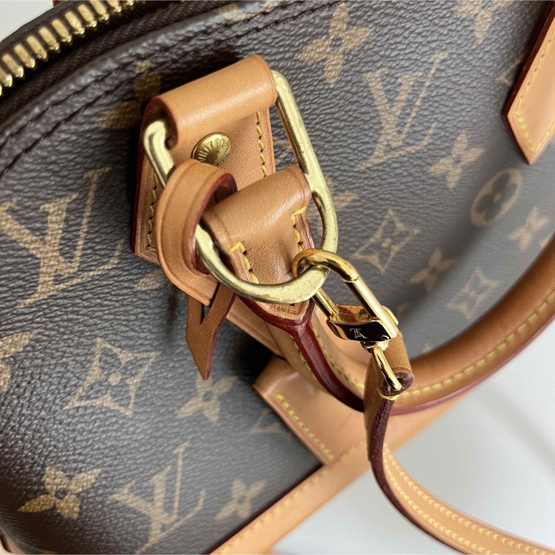 LOUIS VUITTON(ルイヴィトン)のLOUIS  VUITTON アルマBB レディースのバッグ(ハンドバッグ)の商品写真