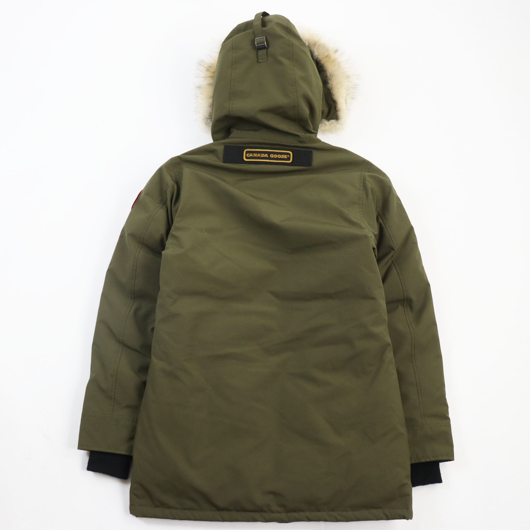 CANADA GOOSE(カナダグース)の未使用品●CANADA GOOSE カナダグース 2062MA Langford ランフォード ファー ロゴワッペン付き ダウンジャケット カーキ S相当 カナダ製 正規品 メンズ メンズのジャケット/アウター(ダウンジャケット)の商品写真