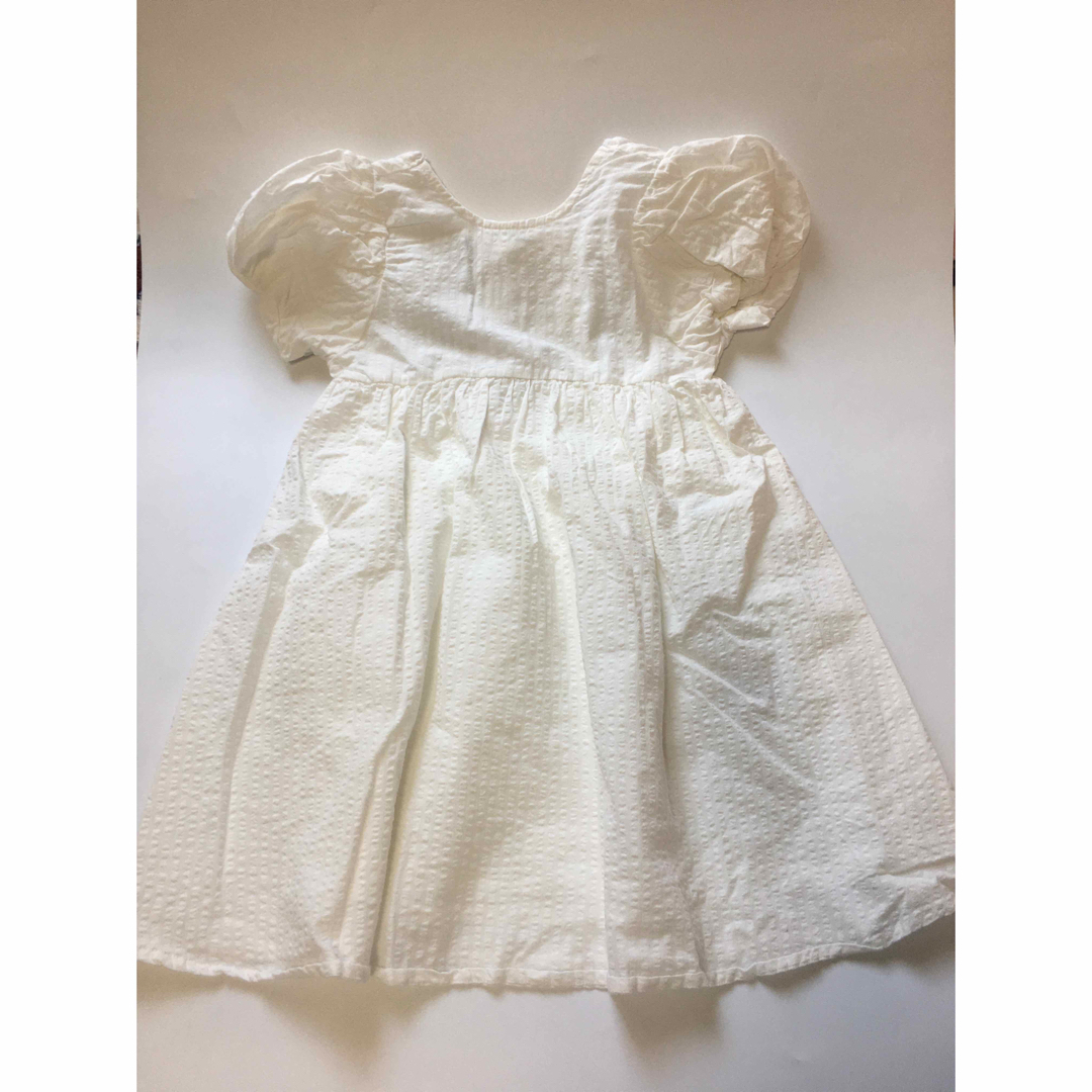 CHERIER シェリール　後ろリボンワンピ　100 キッズ/ベビー/マタニティのキッズ服女の子用(90cm~)(ワンピース)の商品写真