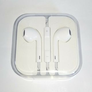 アップル(Apple)のほぼ未使用✨Apple EarPods イヤホンジャック版 プラ箱仕様(ヘッドフォン/イヤフォン)