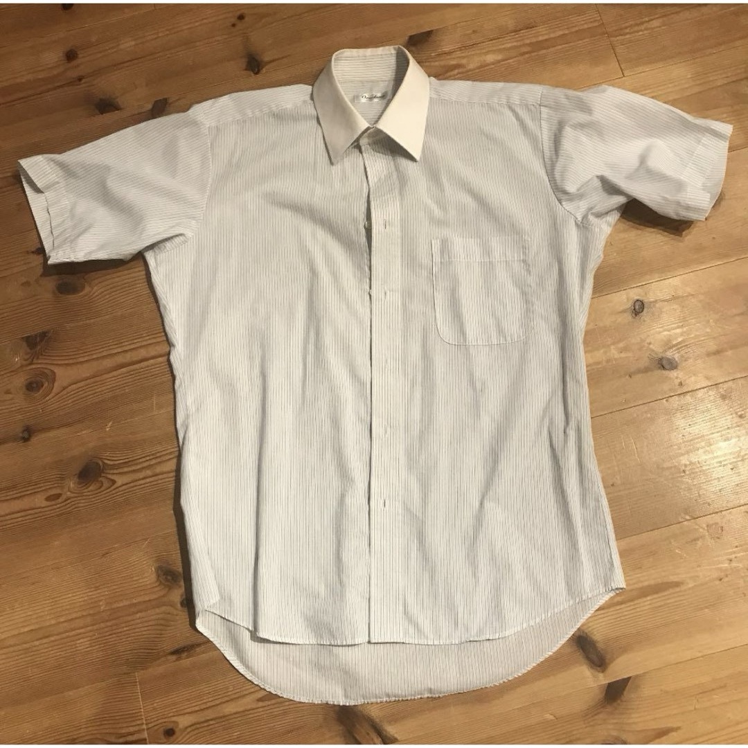 ORIHICA(オリヒカ)の半袖　ワイシャツ　Ｙシャツ　お買い得　３枚セット メンズのトップス(シャツ)の商品写真
