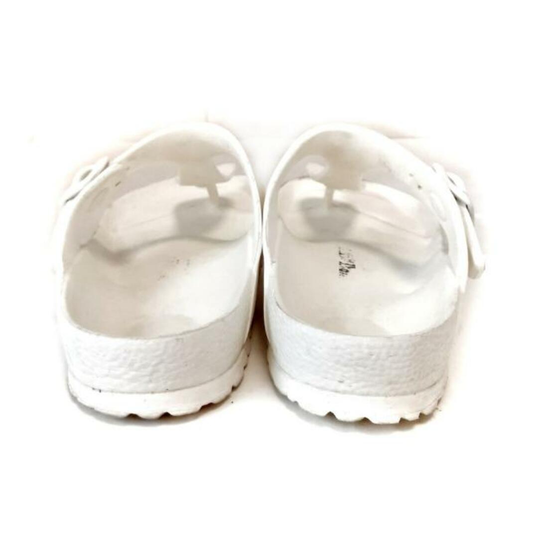BIRKENSTOCK(ビルケンシュトック)のBIRKEN STOCK(ビルケンシュトック) ビーチサンダル レディース - 白 EVA(樹脂素材) レディースの靴/シューズ(サンダル)の商品写真