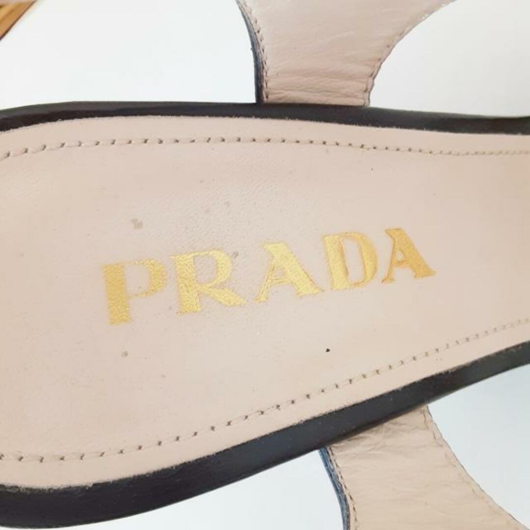 PRADA(プラダ)のPRADA(プラダ) サンダル 35 レディース - 黒 ウェッジソール レザー レディースの靴/シューズ(サンダル)の商品写真