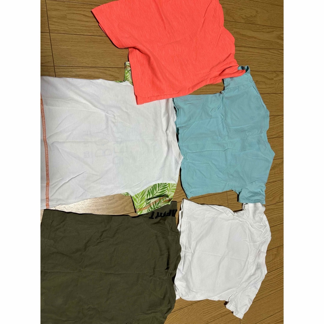 Tシャツ100 キッズ/ベビー/マタニティのキッズ服男の子用(90cm~)(Tシャツ/カットソー)の商品写真