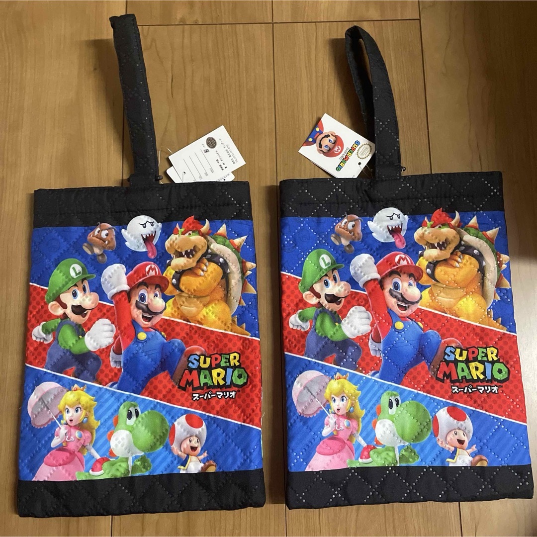 新品　スーパーマリオ　キルト　シューズバッグ　シューズケース　ブラック　マリオ キッズ/ベビー/マタニティのこども用バッグ(通園バッグ)の商品写真