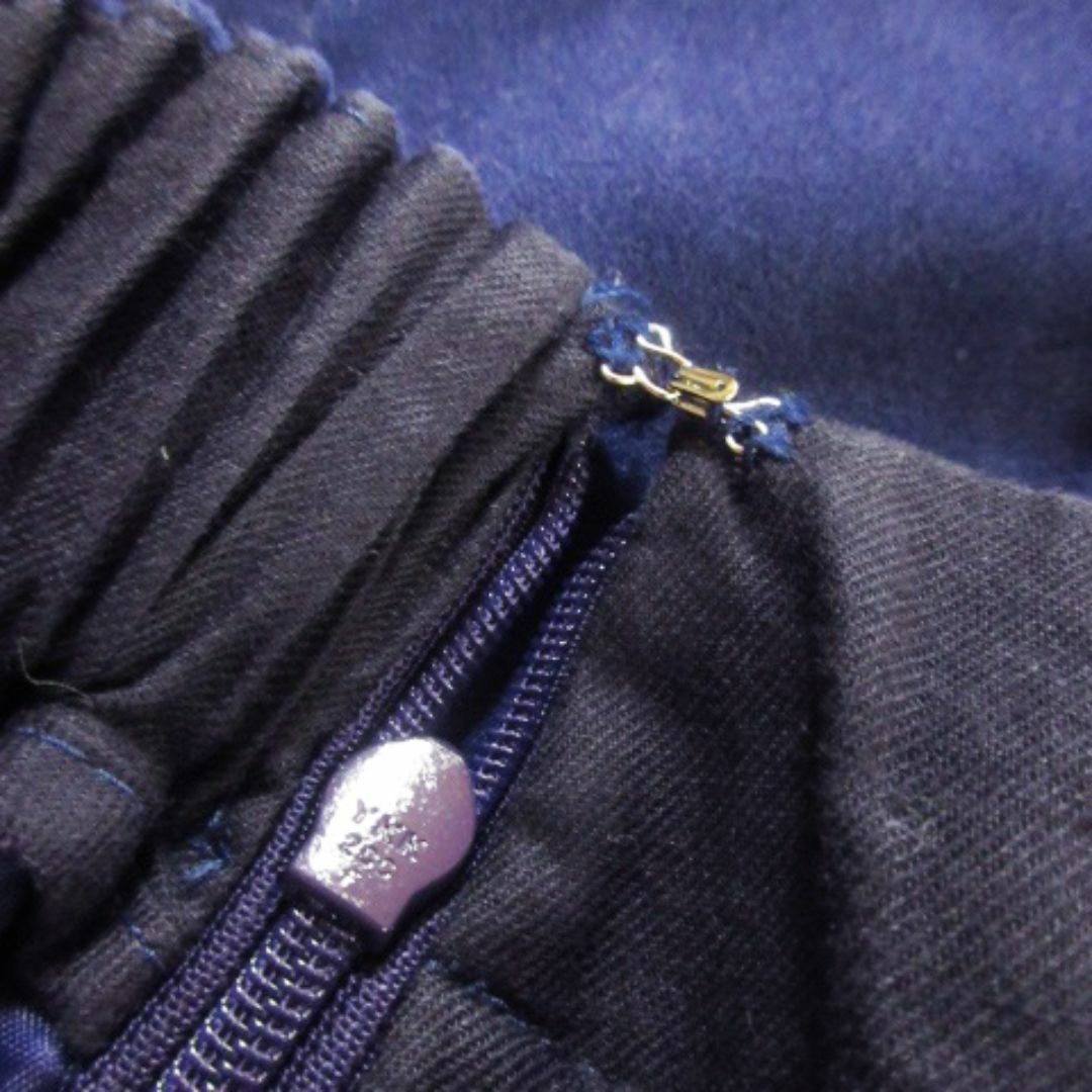 URBAN RESEARCH(アーバンリサーチ)のアーバンリサーチ タイトスカート ミニ タック F 紫 210701AH1A  レディースのスカート(ミニスカート)の商品写真