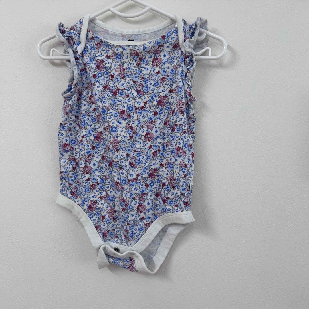 babyGAP(ベビーギャップ)のロンパース　80サイズ　90サイズ　帽子付き　まとめ売り　スイカ　ハチ　はち キッズ/ベビー/マタニティのベビー服(~85cm)(ロンパース)の商品写真