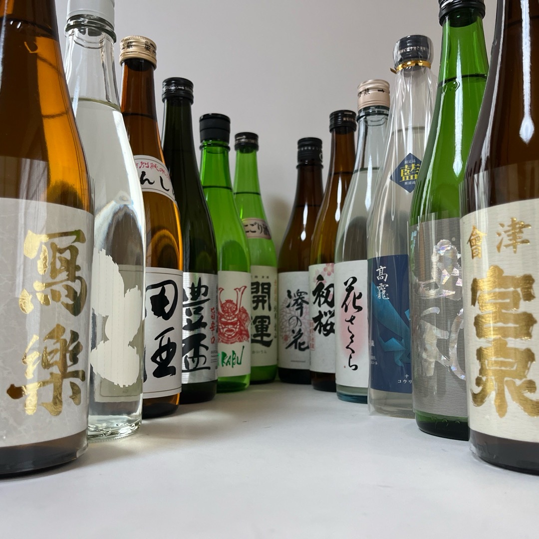 日本酒　四合瓶　12本セット 食品/飲料/酒の酒(日本酒)の商品写真
