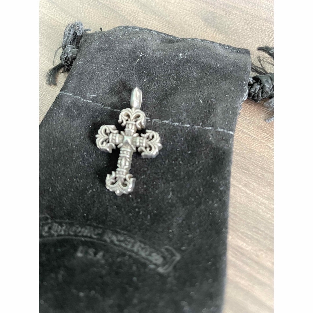 Chrome Hearts(クロムハーツ)のクロムハーツ　フィリグリークロスチャーム メンズのアクセサリー(ネックレス)の商品写真