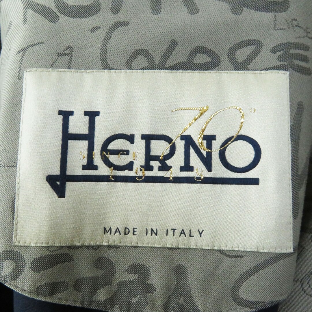 HERNO(ヘルノ)の極美品◎Herno ヘルノ 18年製 IM0115D 70周年 グラフィック ダブル トレンチコート グレー 40 イタリア製 正規品 レディース 定価350,000円 レディースのジャケット/アウター(トレンチコート)の商品写真