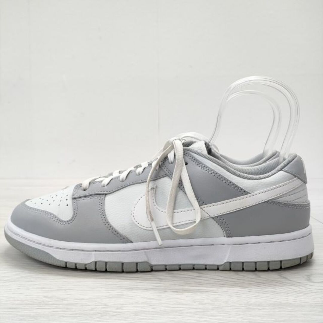 NIKE(ナイキ)のNIKE Dunk Low ダンク サイズ28.5cm DJ16188-001 スニーカー ホワイト グレー メンズ ナイキ【中古】4-0403G◎ メンズの靴/シューズ(スニーカー)の商品写真