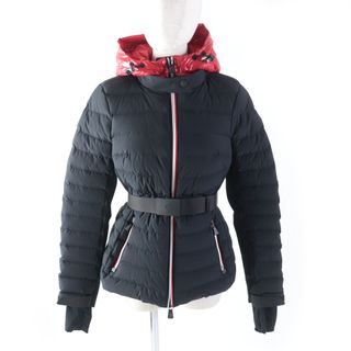 極美品★MONCLER GRENOBLE モンクレールグルノーブル 2021年製 BRUCHE フード・ベルト・ロゴワッペン付 ZIP UP ダウンジャケット ダークネイビー レッド 1 国内正規品 レディース(ダウンジャケット)