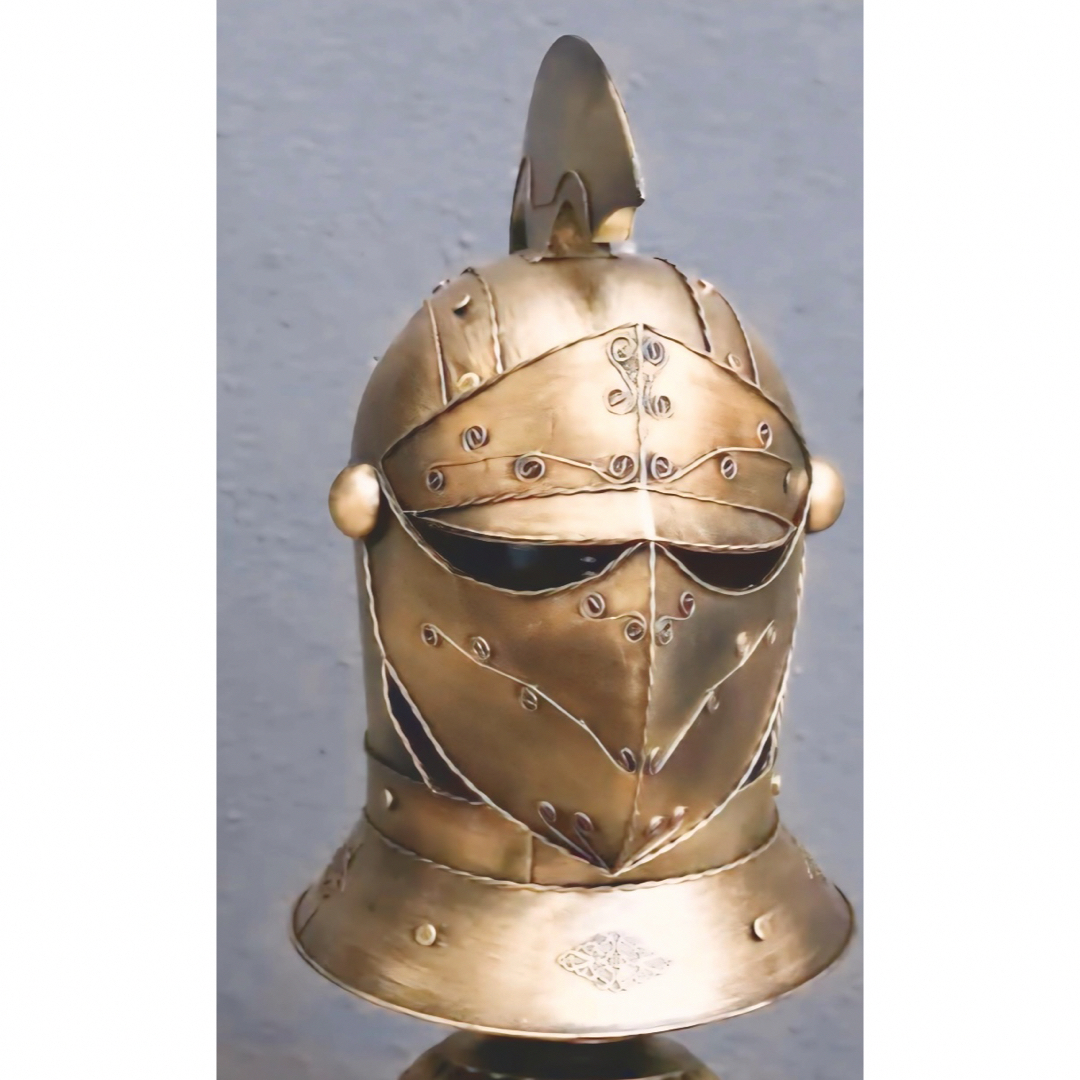 中世騎士 鎧 ヘルメット オブジェ　ヨーロッパ　 エンタメ/ホビーのエンタメ その他(その他)の商品写真