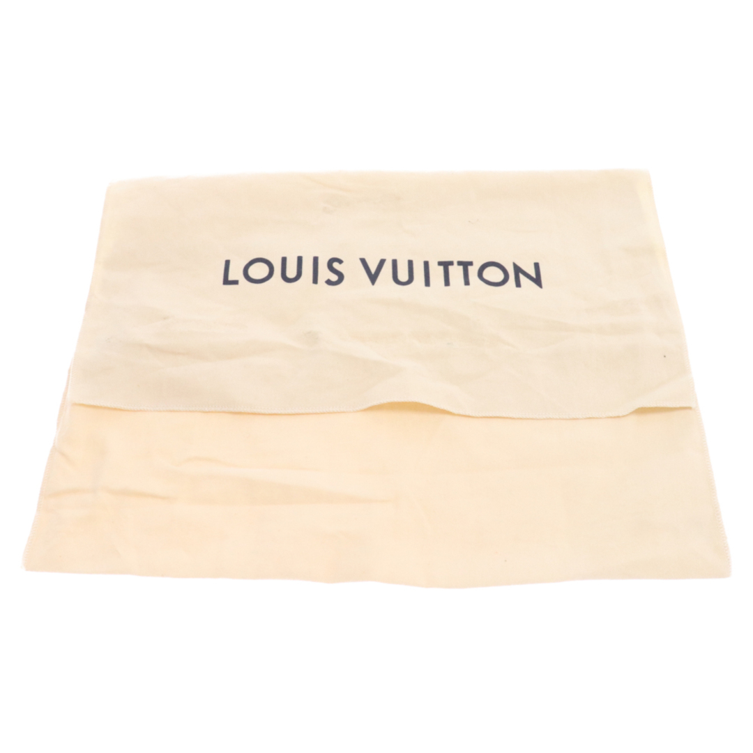 LOUIS VUITTON(ルイヴィトン)のLOUIS VUITTON ルイヴィトン タイガ アヴェニュー スリングバッグ LVロゴ ワンショルダーバッグ ICチップ M30863 ブラック メンズのバッグ(ショルダーバッグ)の商品写真