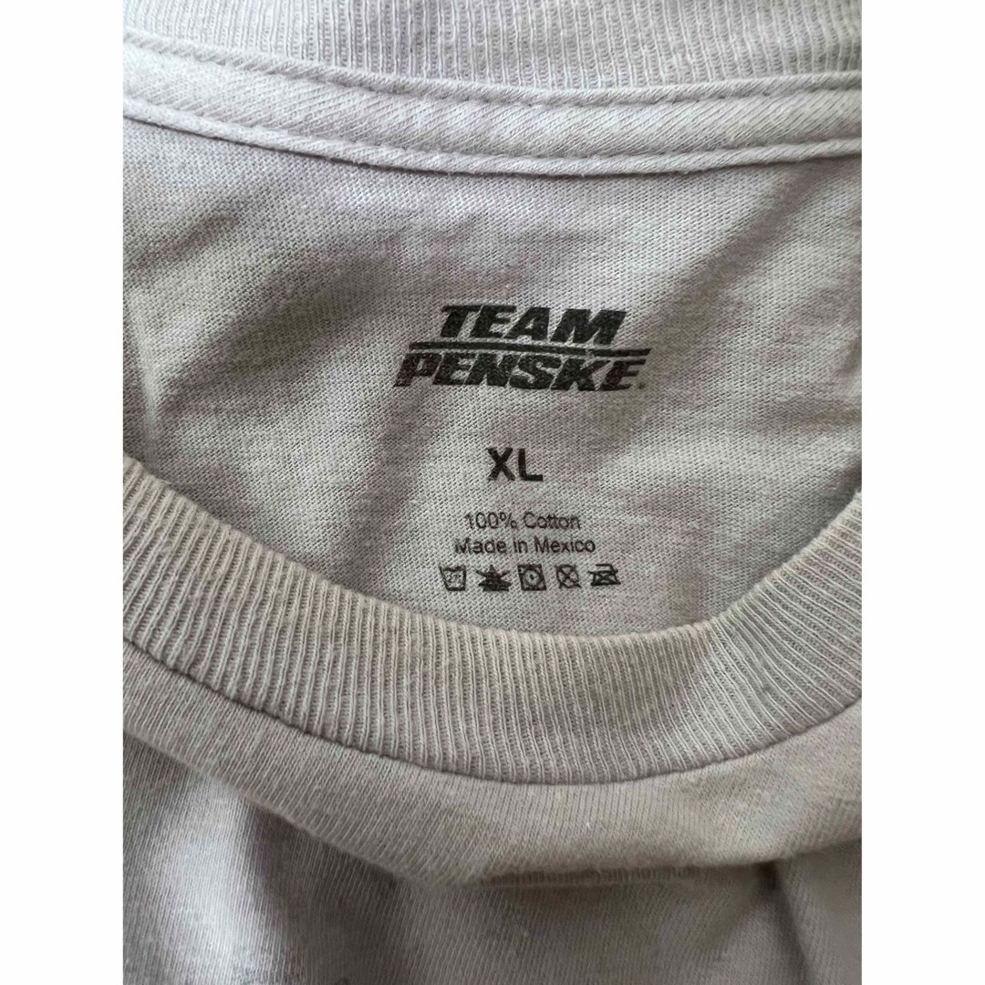 ★アメカジ★古着　ビンテージTシャツ　TEAM PENSKE XLサイズ メンズのトップス(Tシャツ/カットソー(半袖/袖なし))の商品写真