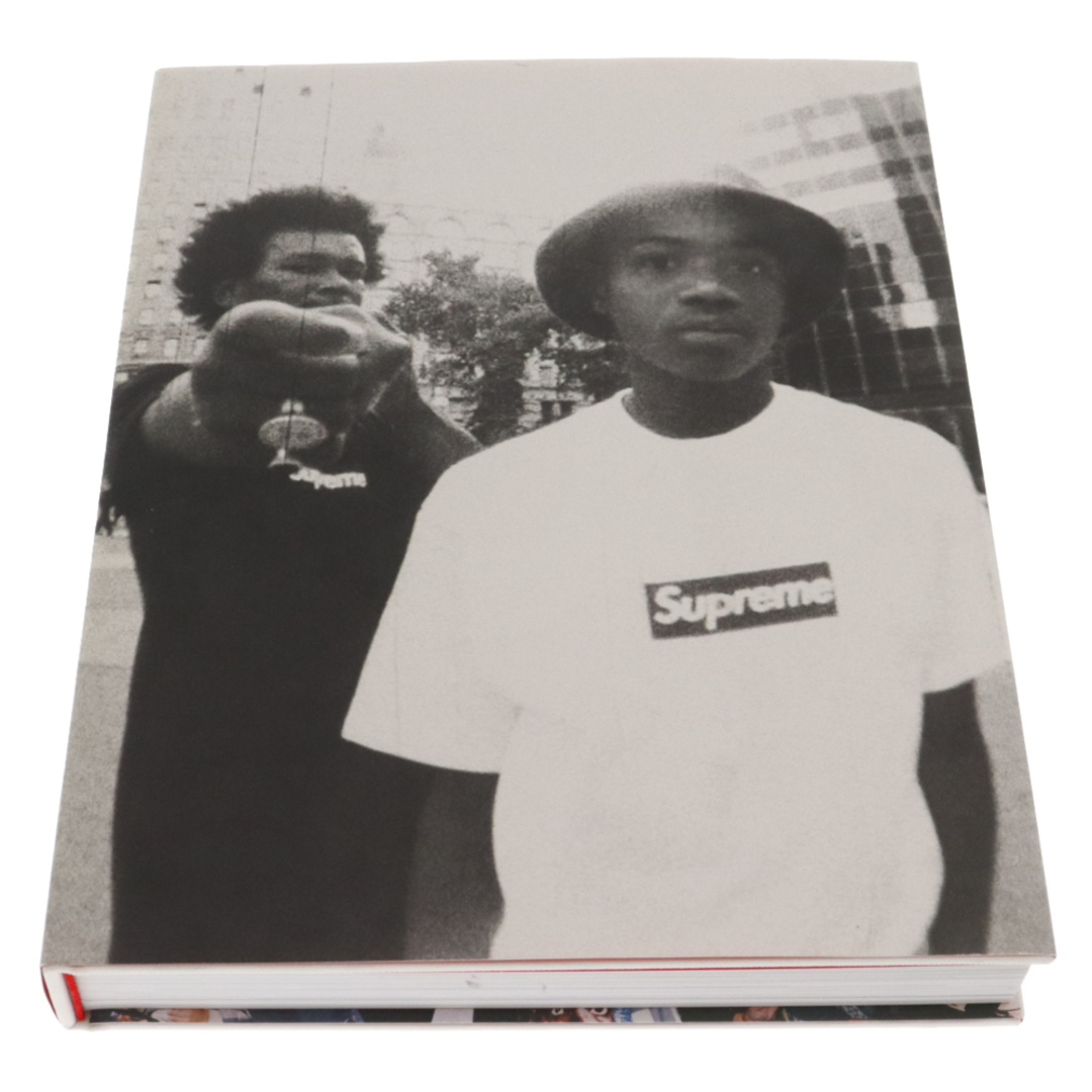 Supreme(シュプリーム)のSUPREME シュプリーム 19SS Vol 2 Bookシュプリーム写真集 ホワイト メンズのアクセサリー(その他)の商品写真