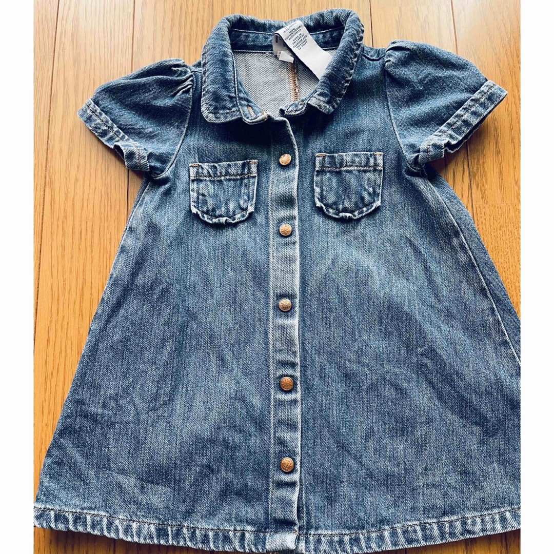 babyGAP(ベビーギャップ)のベビーギャップ　デニムワンピ キッズ/ベビー/マタニティのベビー服(~85cm)(ワンピース)の商品写真