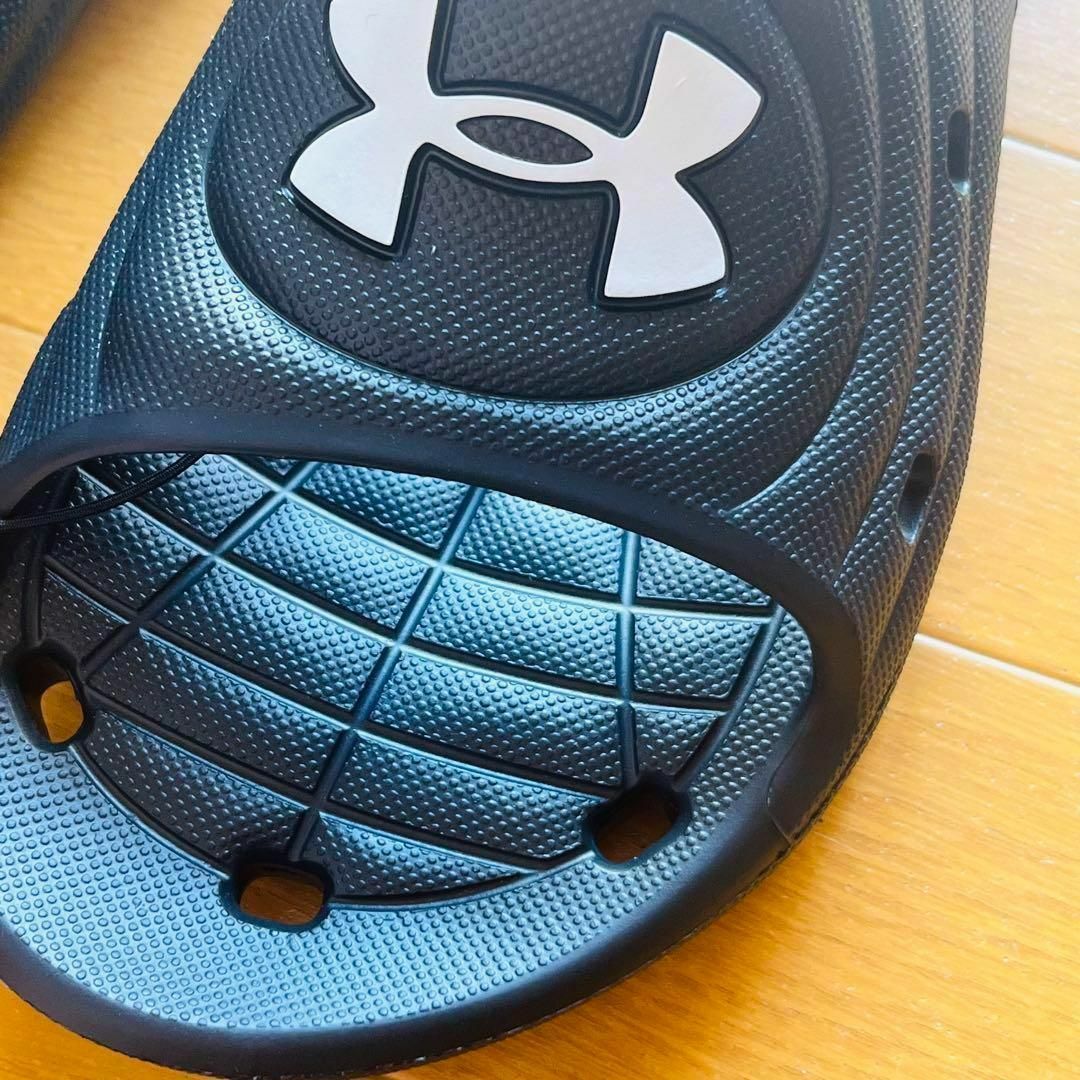 UNDER ARMOUR(アンダーアーマー)の【新品】アンダーアーマー サンダル 25cm  黒  シャワーサンダル メンズ メンズの靴/シューズ(サンダル)の商品写真