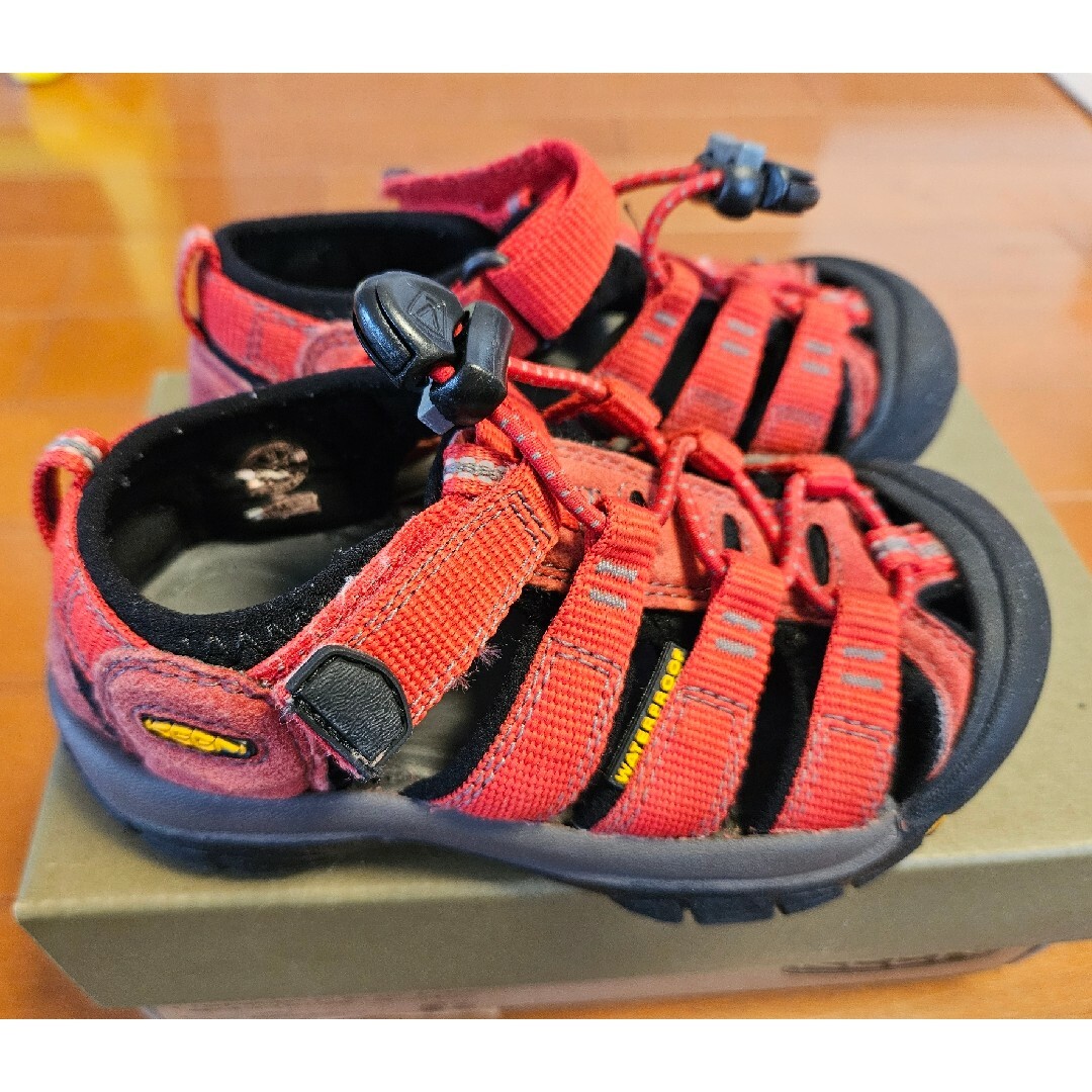 KEEN(キーン)のKEEN サンダル キッズ/ベビー/マタニティのキッズ靴/シューズ(15cm~)(サンダル)の商品写真