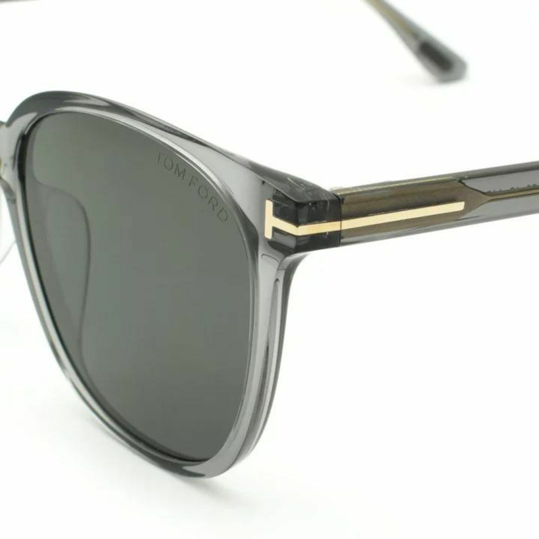 TOM FORD EYEWEAR(トムフォードアイウェア)の正規品トムフォードFT972 TF972イタリア製クリアグレー サングラス 新品 メンズのファッション小物(サングラス/メガネ)の商品写真