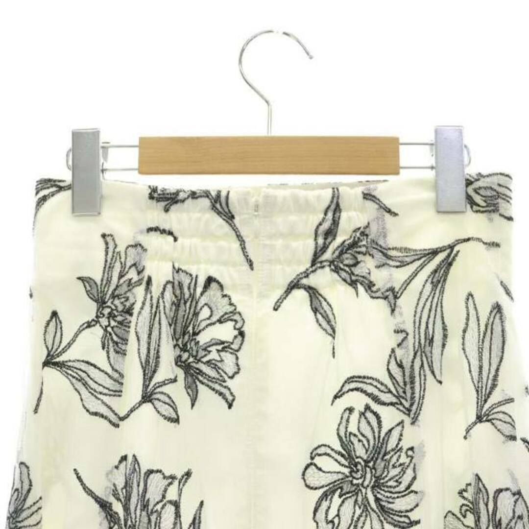 Rirandture(リランドチュール)のリランドチュール 23SS チュール刺繍マーメイドスカート フレア 1 S 白 レディースのスカート(ロングスカート)の商品写真