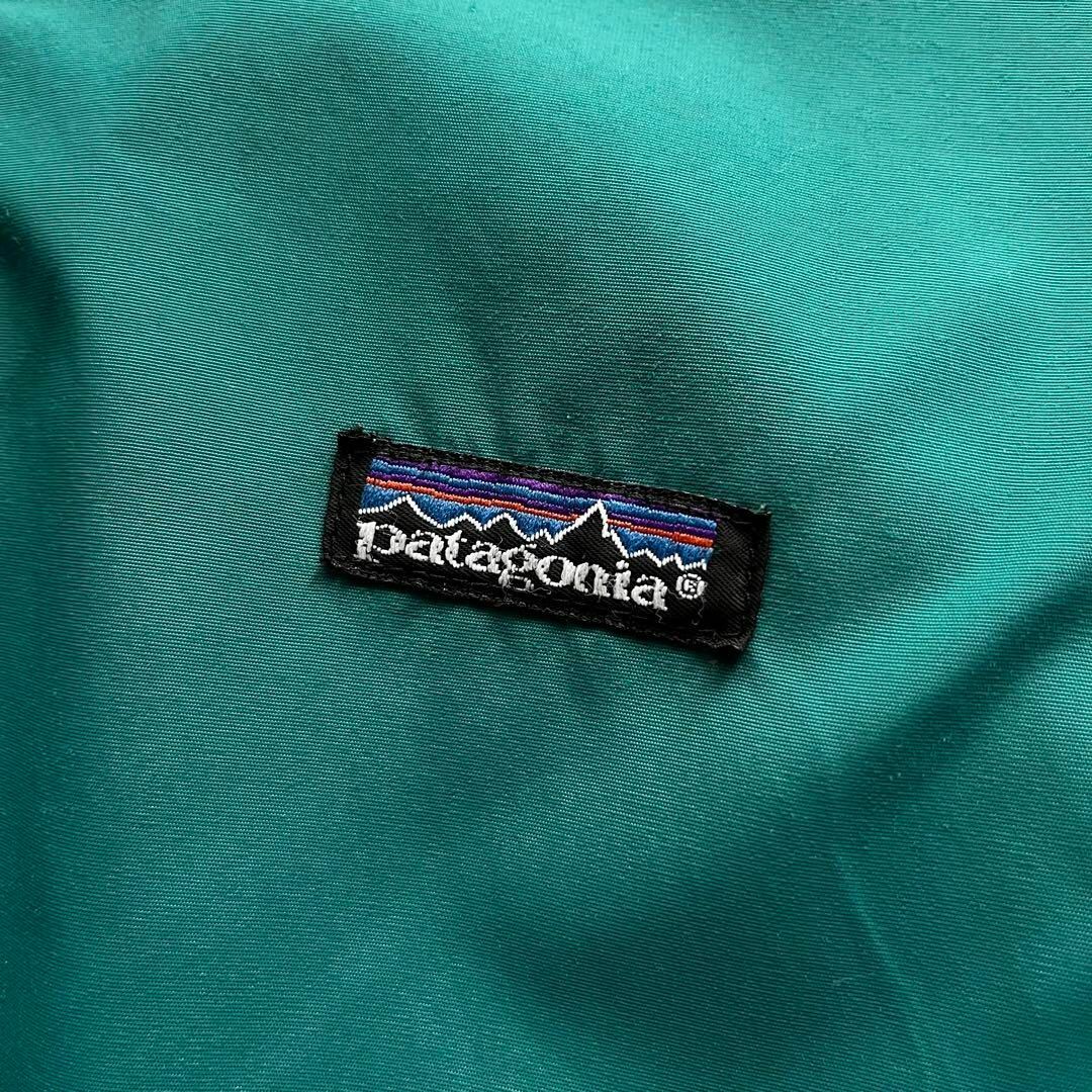 patagonia(パタゴニア)のUSA製　パタゴニア　シェルドシンチラジャケット　ナイロン　古着　グリーン　L メンズのジャケット/アウター(ナイロンジャケット)の商品写真