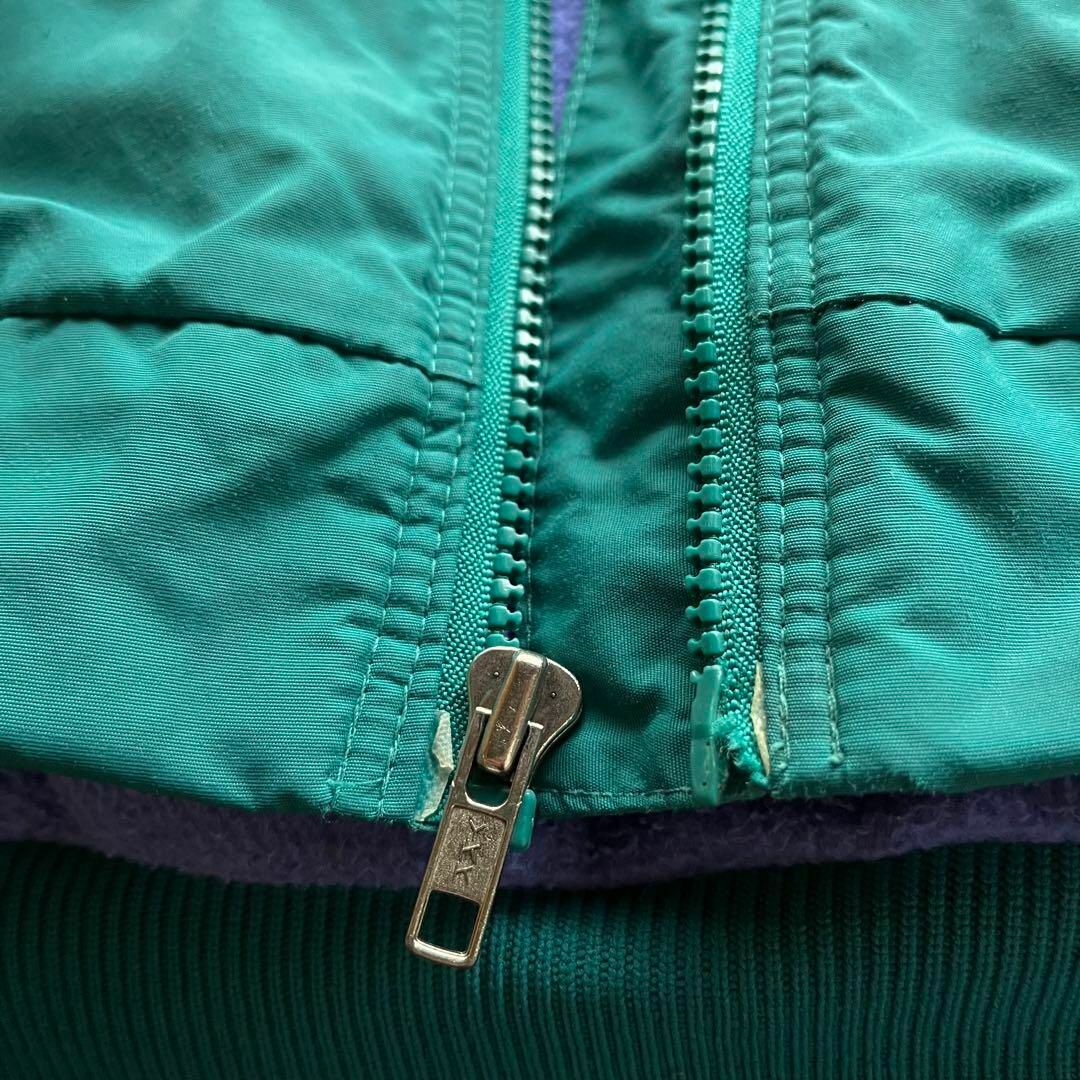 patagonia(パタゴニア)のUSA製　パタゴニア　シェルドシンチラジャケット　ナイロン　古着　グリーン　L メンズのジャケット/アウター(ナイロンジャケット)の商品写真