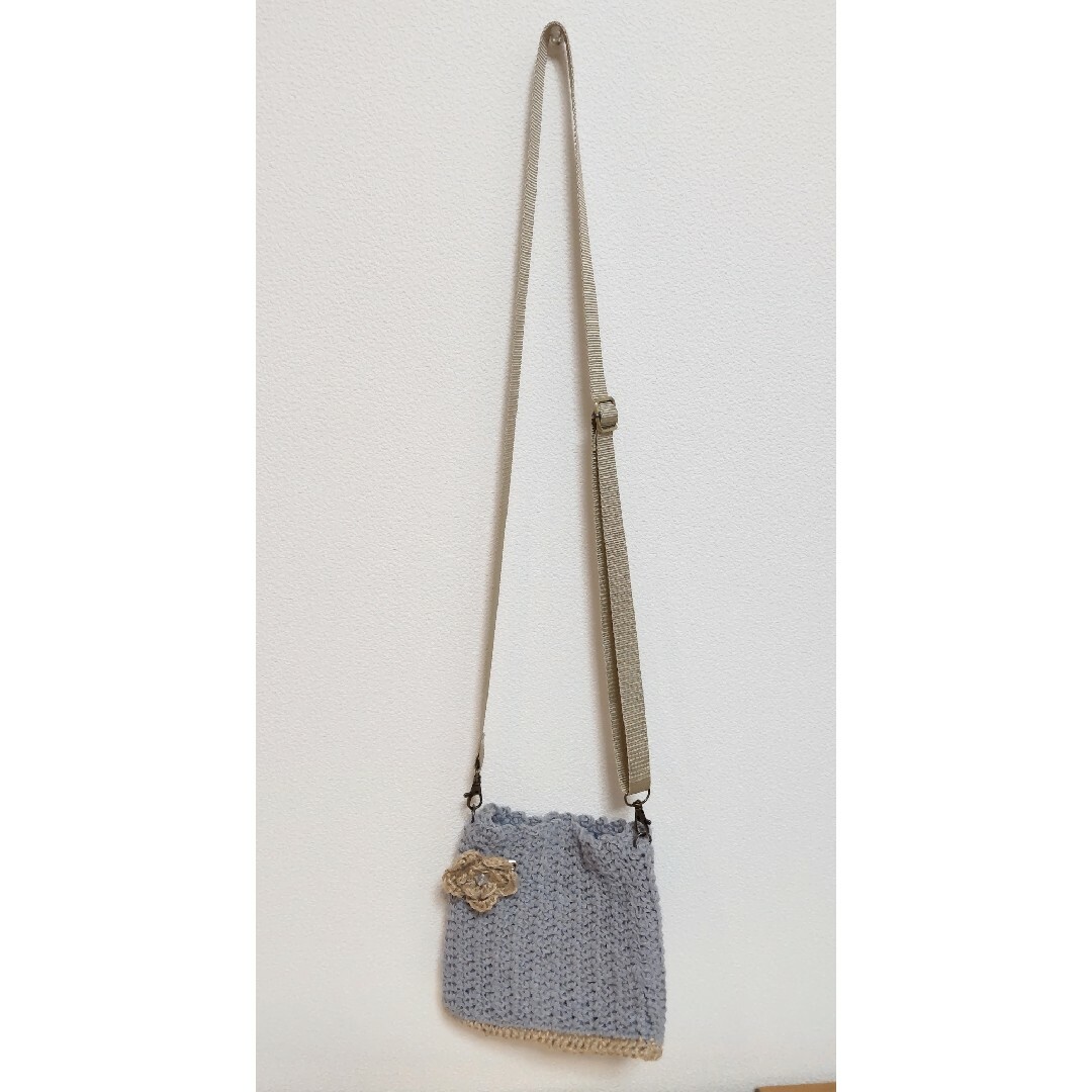 ハンドメイド   かぎ針編みのサコッシュ ハンドメイドのファッション小物(バッグ)の商品写真